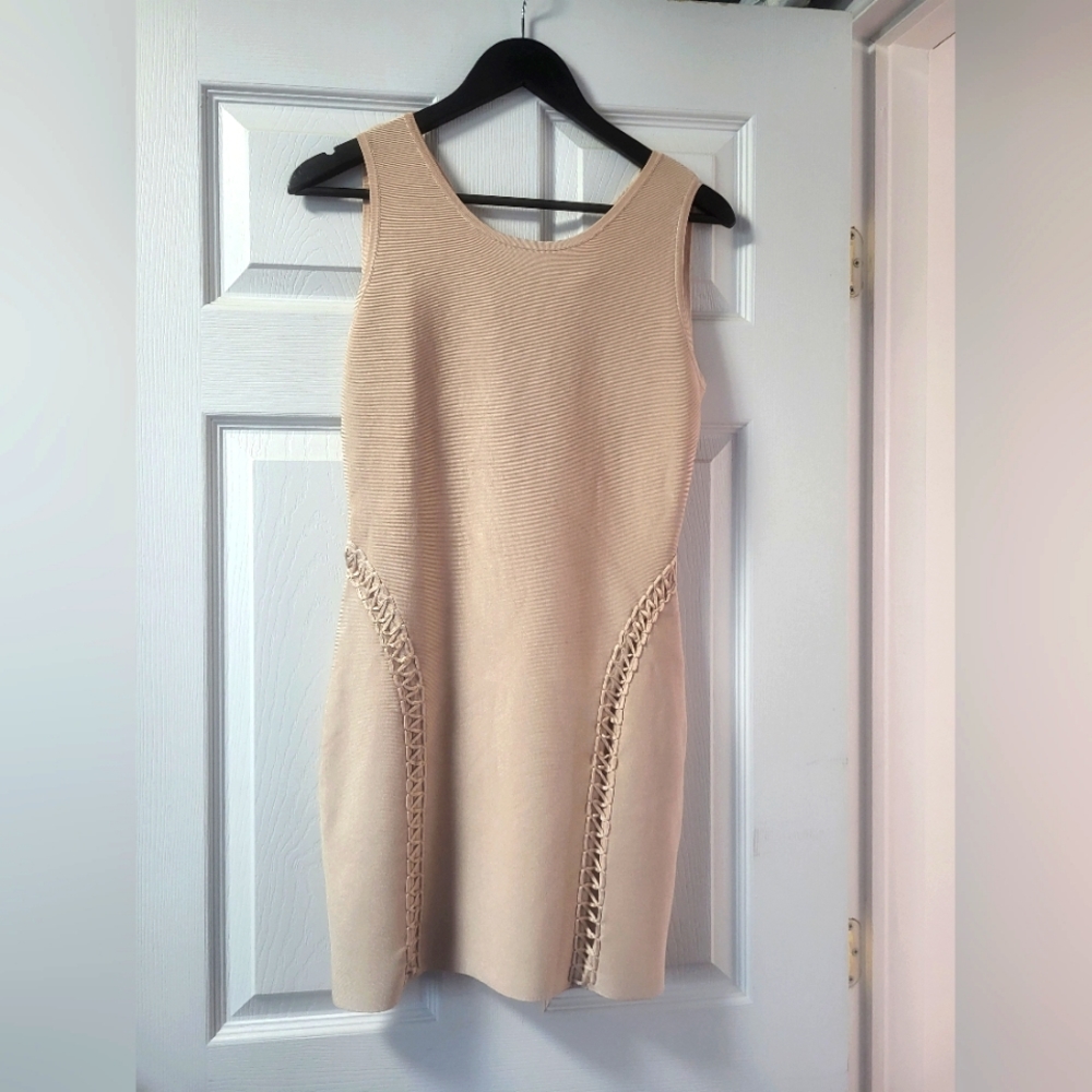 MARCIANO bodycon dress (large)